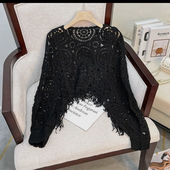 Crosa - Vintage Hollow Knit
Batwing Sweater - Picture 1 of 3